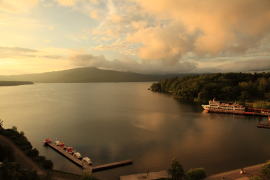 阿寒湖の夕刻の風景